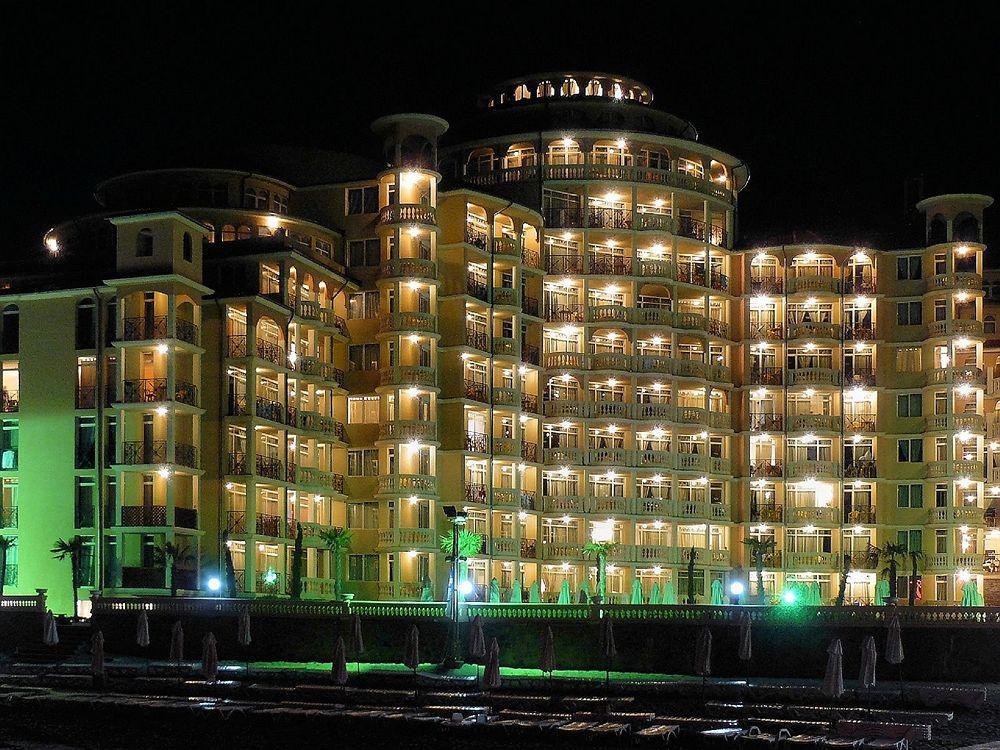 Andalucia Beach Hotel Elenite Bagian luar foto