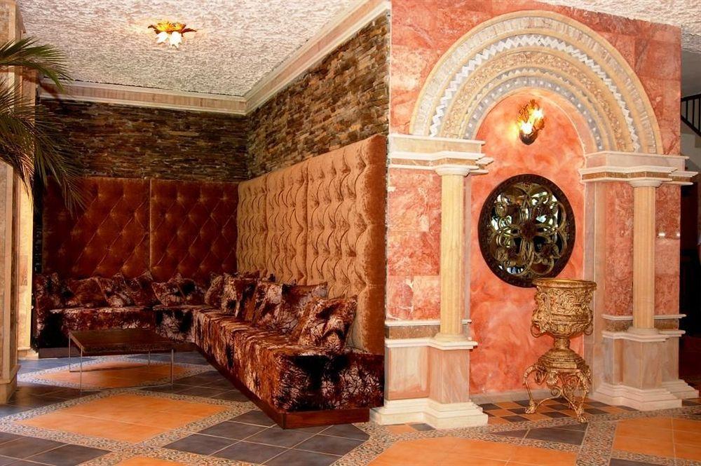 Andalucia Beach Hotel Elenite Bagian luar foto