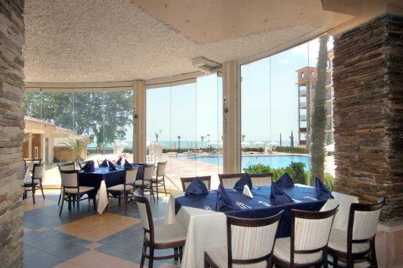 Andalucia Beach Hotel Elenite Bagian luar foto