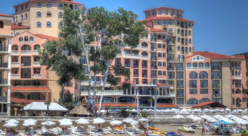 Andalucia Beach Hotel Elenite Bagian luar foto