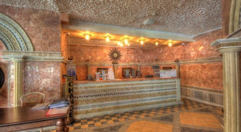 Andalucia Beach Hotel Elenite Bagian luar foto