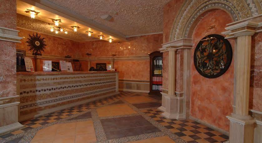 Andalucia Beach Hotel Elenite Bagian luar foto